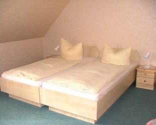 Ferienwohnung 2 - Fam. Wede